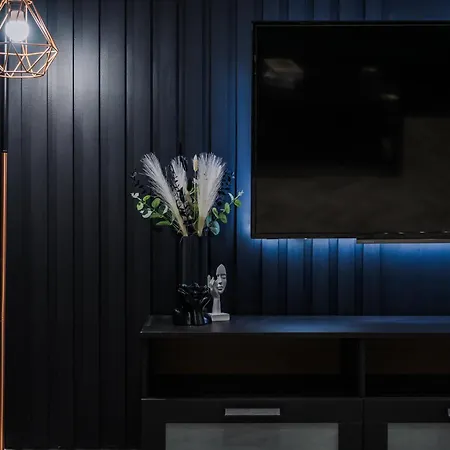 Luxury Centre With Free Parking 度假居