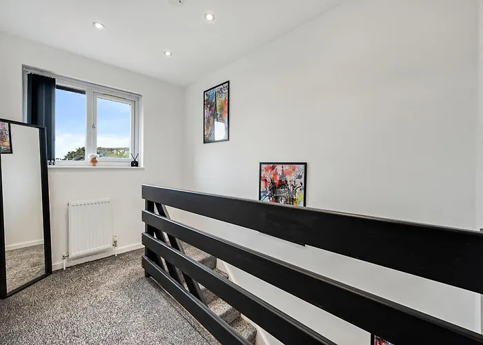 Luxury Centre With Free Parking Holiday home