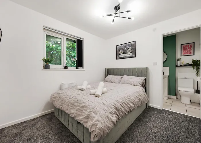 Holiday home Luxury Centre With Free Parking