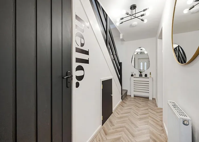 Luxury Centre With Free Parking *