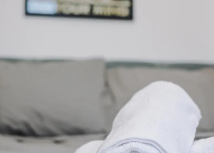 Luxury Centre With Free Parking